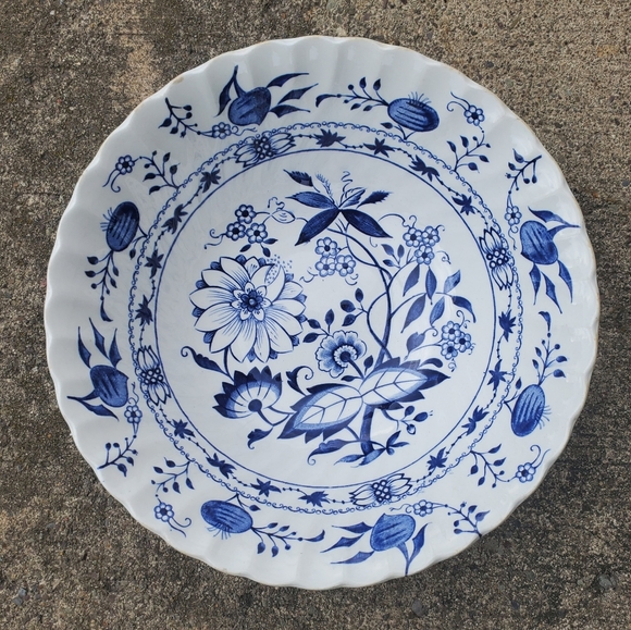 Blue Lily Other - 💙🤍Blue Lily bowl🥣